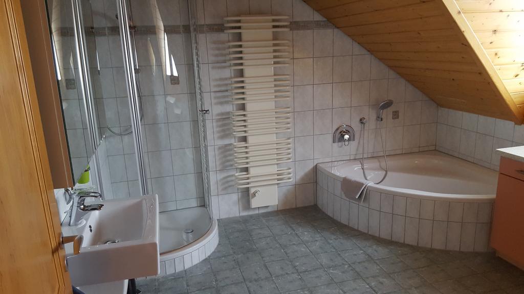 Ferienhaus Schwoerer Rheinhausen Exterior foto